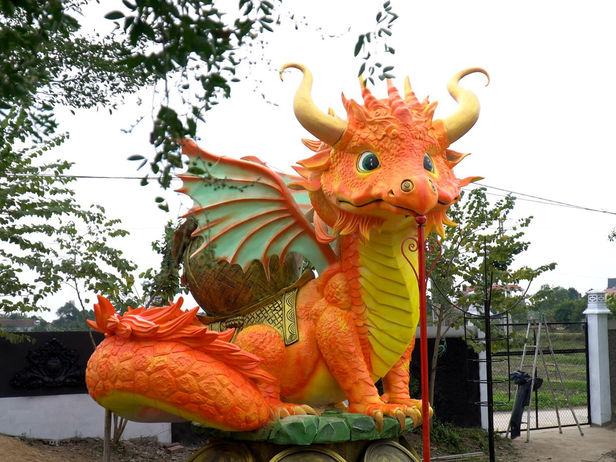 Linh vật rồng với thiết kế siêu cưng tại Bắc Giang. (Ảnh: Bùi Quân - Phạm Chiểu)