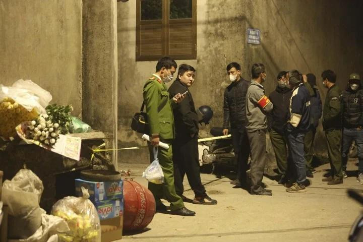 Lực lượng chức năng có mặt tại hiện trường.