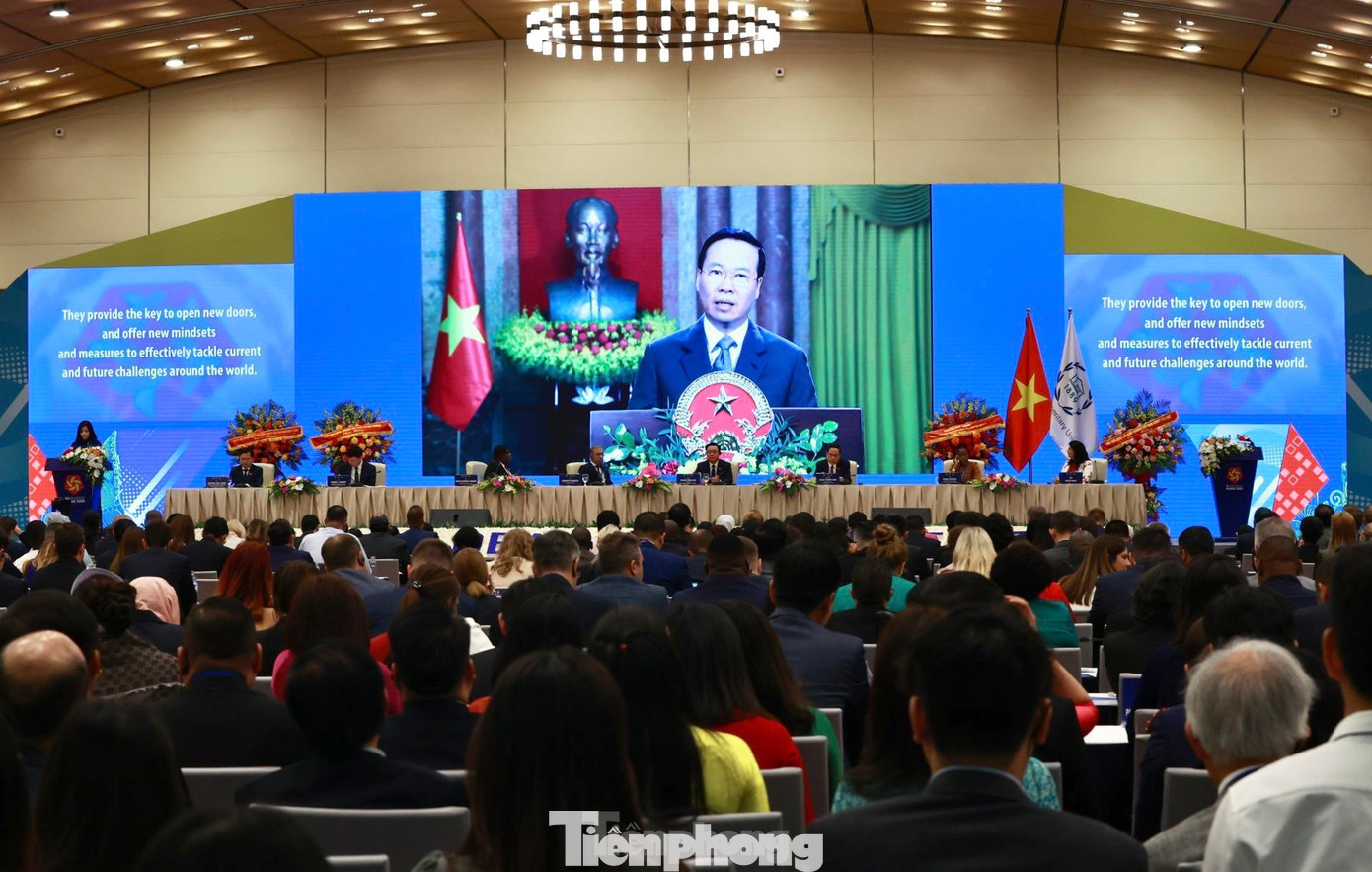 Chủ tịch nước truyền thông điệp tới Hội nghị.