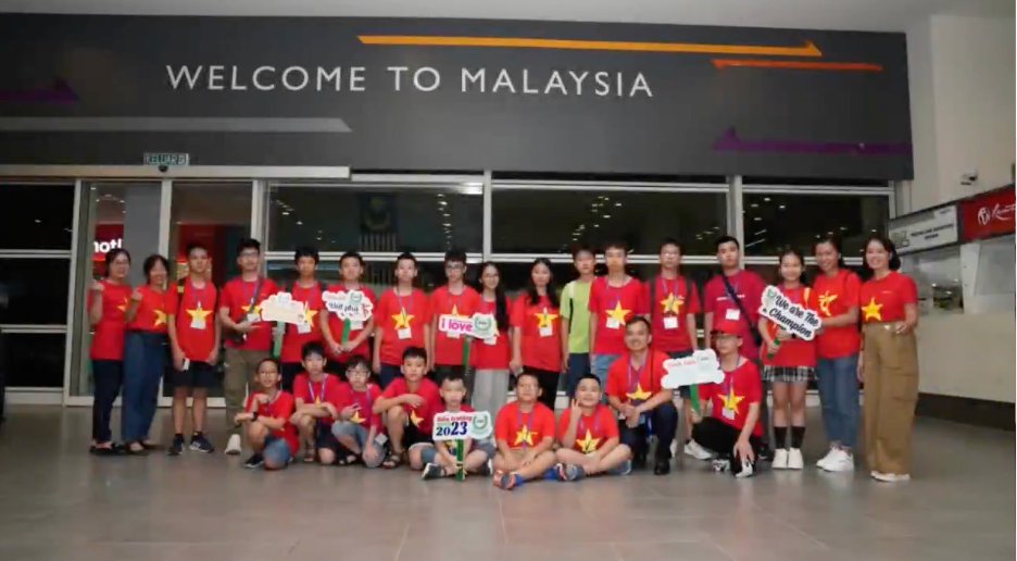 Thí sinh Việt Nam tham dự vòng Chung kết quốc tế AIMO 2023 tại Malaysia.