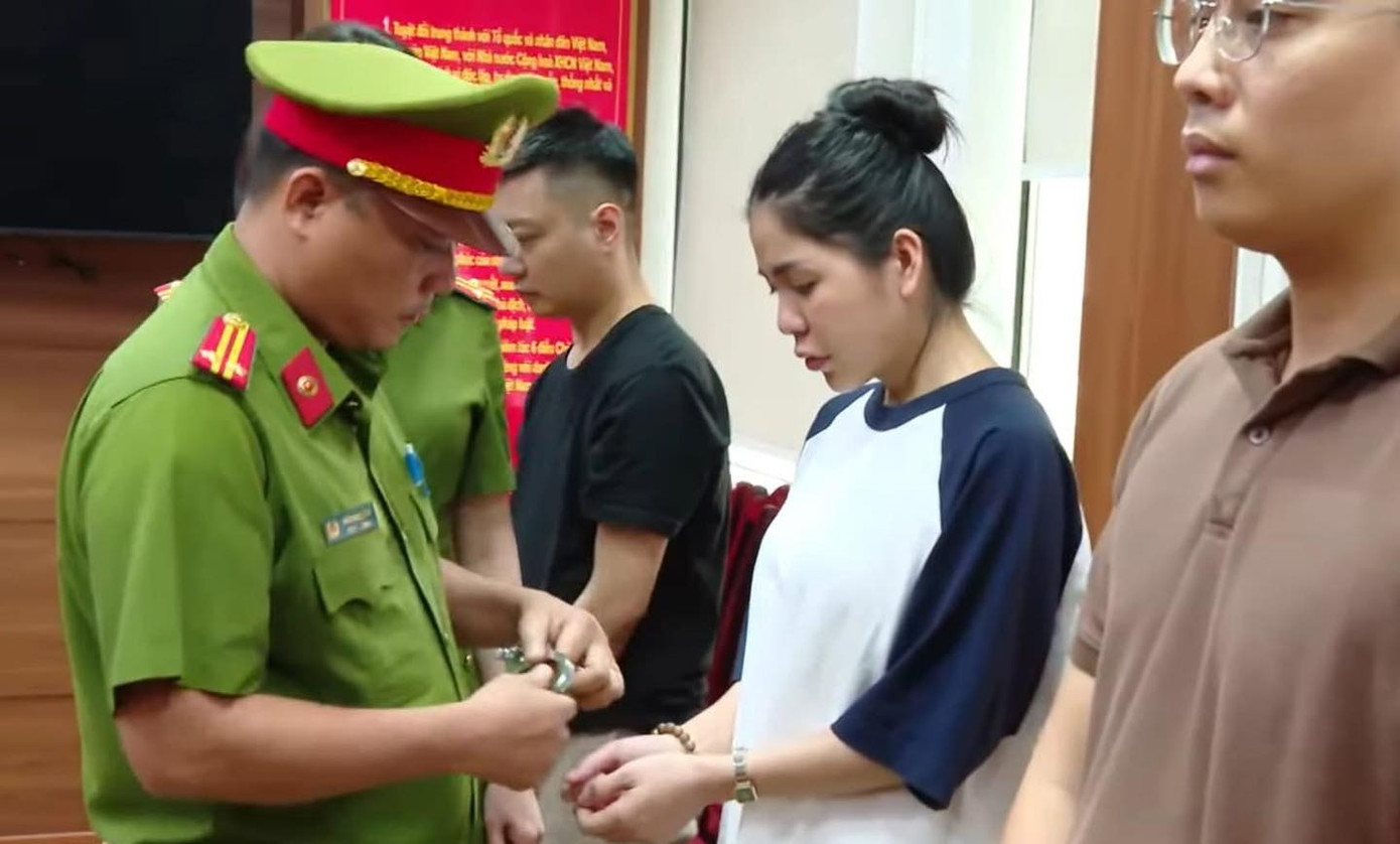 Trong số 5 bị can bị khởi tố, có Hằng Du Mục và Quang Linh Vlogs. Ảnh: Thời sự VTV