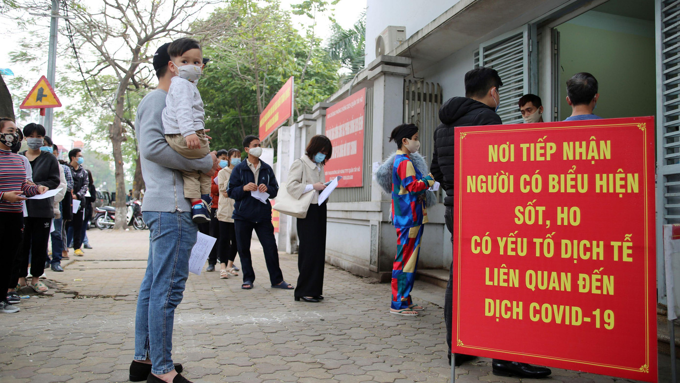 Không riêng TP.HCM, các tỉnh và thành phố trên cả nước đang đẩy mạnh công tác phòng chống dịch trước các diễn biến phức tạp của dịch COVID-19 tại Đông Nam Á. Ảnh: TPO Không riêng TP.HCM, các tỉnh và thành phố trên cả nước đang đẩy mạnh công tác phòng chống dịch trước các diễn biến phức tạp của dịch COVID-19 tại Đông Nam Á. Ảnh: TPO