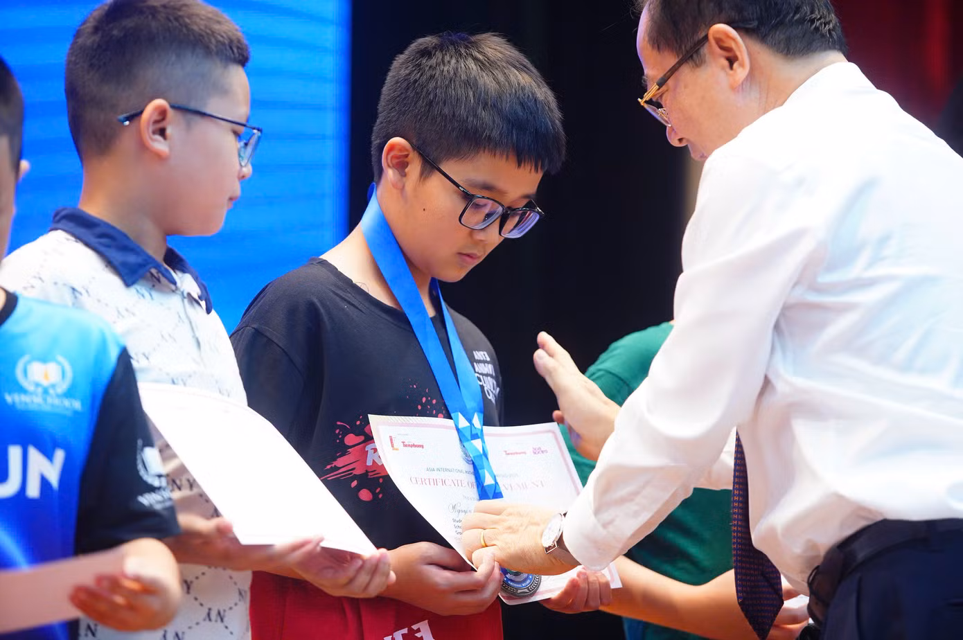 Từ kết quả chung cuộc, cuộc thi sẽ chọn ra những tài năng toán học trẻ đại diện Việt Nam chinh chiến tại đấu trường AIMO quốc tế. - Ảnh: Duy Phạm