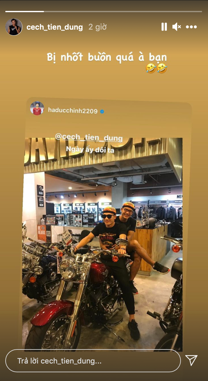 Story mới nhất của thủ môn Bùi Tiến Dũng. Story mới nhất của thủ môn Bùi Tiến Dũng.