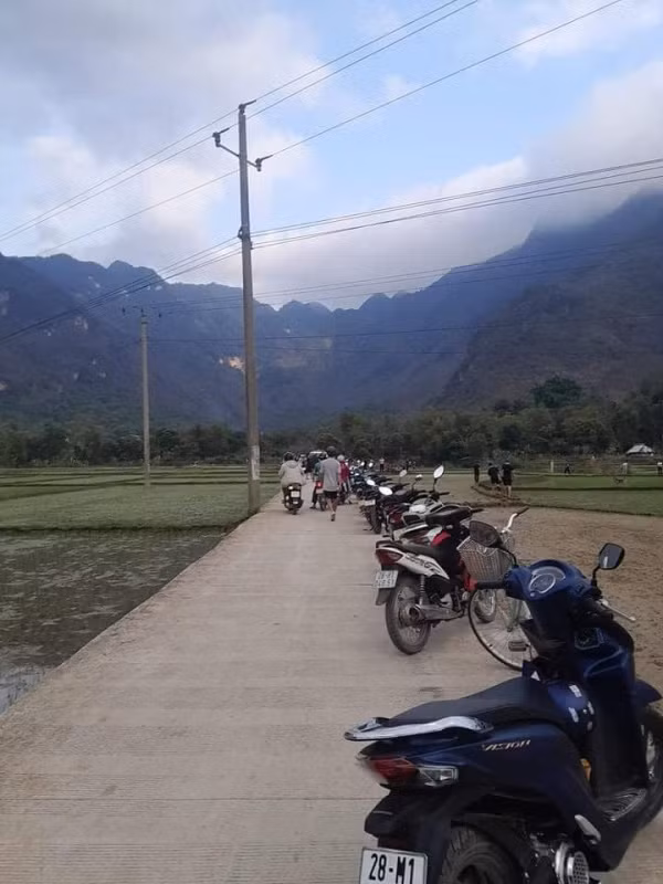 Khu vực xảy ra vụ đuối nước cách Bản Lác (điểm du lịch của Mai Châu) khoảng 1 km.