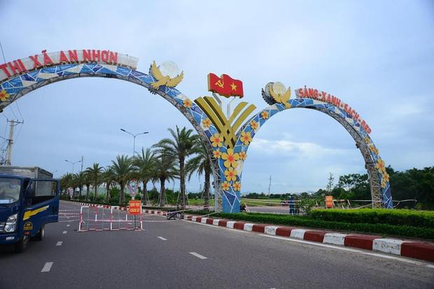 Thị xã An Nhơn ngày đầu tiên thực hiện giãn cách xã hội. Thị xã An Nhơn ngày đầu tiên thực hiện giãn cách xã hội.