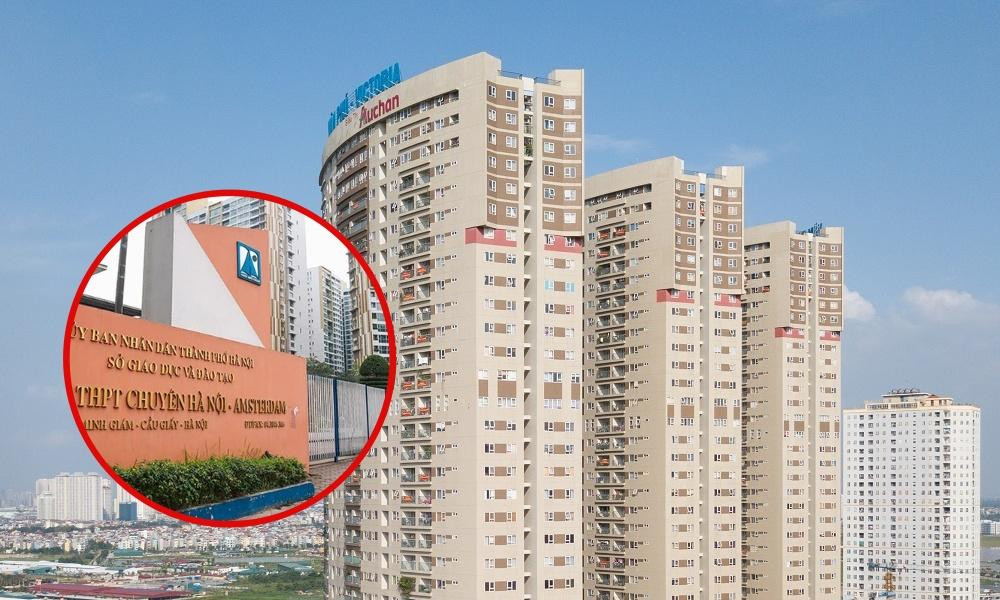 Sự việc đau lòng xảy ra tại chung cư Văn Phú - Victoria (Hà Đông), được biết nạn nhân đang học lớp 10 tại trường THPT chuyên Amsterdam - Hà Nội. Sự việc đau lòng xảy ra tại chung cư Văn Phú - Victoria (Hà Đông), được biết nạn nhân đang học lớp 10 tại trường THPT chuyên Amsterdam - Hà Nội.