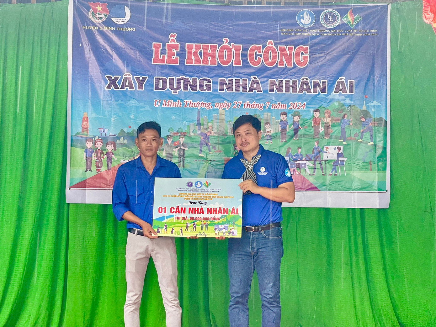 Trao bảng tượng trưng khánh thành công trình thắp sáng đường quê tại xã Thạnh Yên A, huyện U Minh Thượng. Trao bảng tượng trưng khánh thành công trình thắp sáng đường quê tại xã Thạnh Yên A, huyện U Minh Thượng.