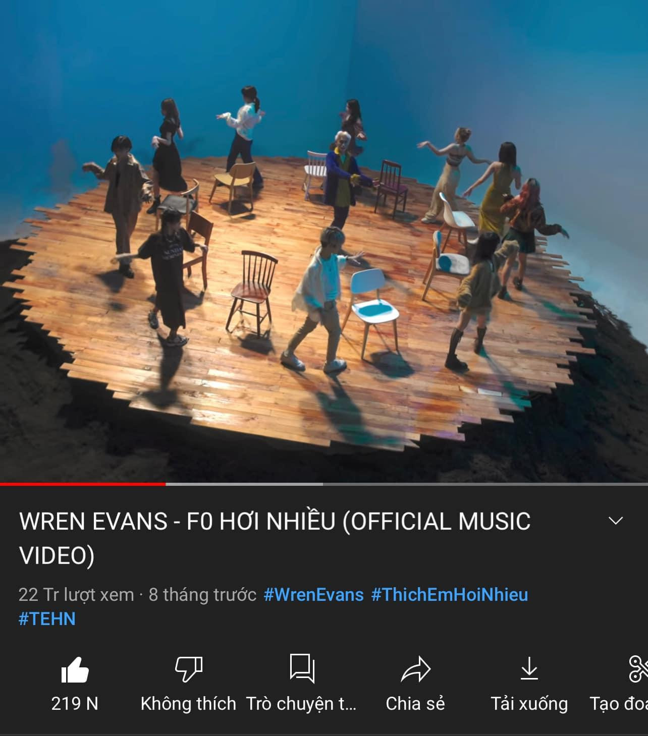 "Chỉ cần ho chút thôi, với em, được không?". "Chỉ cần ho chút thôi, với em, được không?".