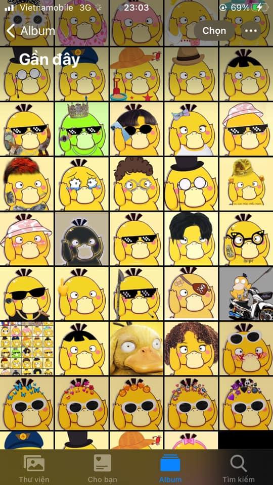 Hình ảnh vịt vàng với nhiều phiên bản xuất hiện khắp nơi trên mạng xã hội.