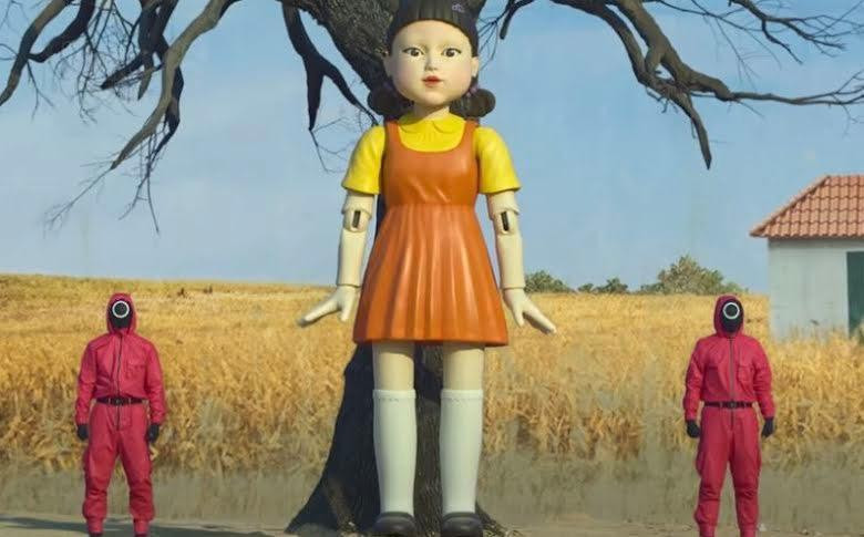 &quot;Búp bê khổng lồ&quot; trong &quot;Trò Chơi Con Mực&quot;.