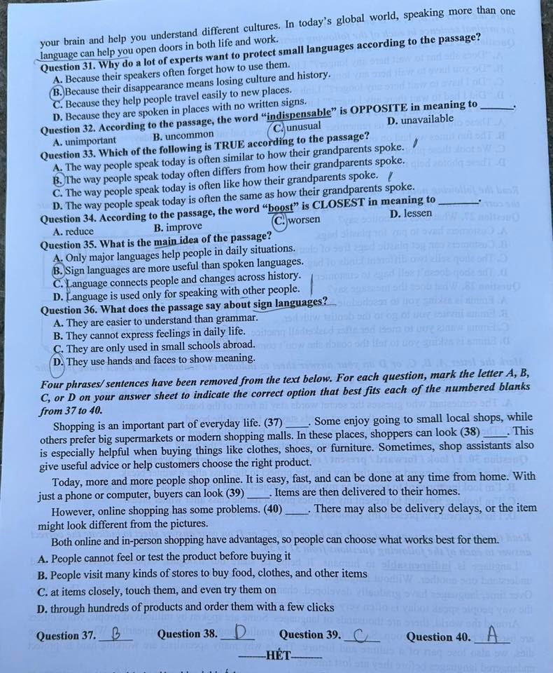 Đề thi môn tiếng Anh mã đề 021 (những phần khoanh tròn do thí sinh làm nháp).