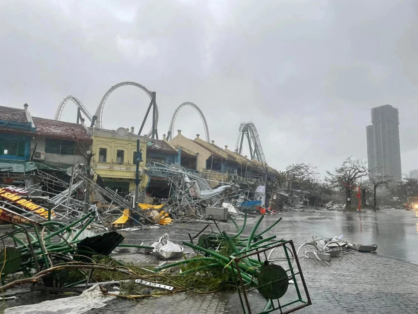 Năm 2024, bão Yagi mạnh nhất trong 70 năm qua tàn phá đất liền một số tỉnh miền Bắc.