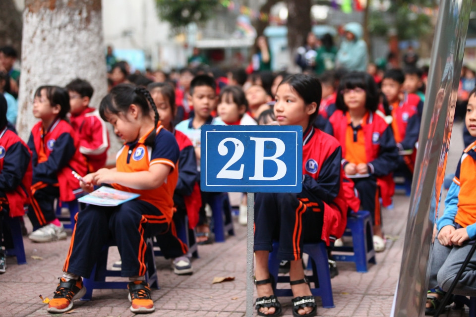 Các bạn nhỏ nhiệt tình hưởng ứng các hoạt động của sự kiện. Các bạn nhỏ nhiệt tình hưởng ứng các hoạt động của sự kiện.