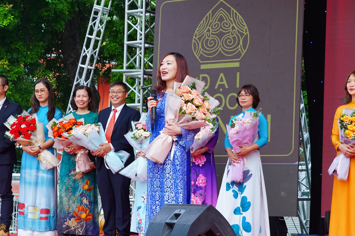 (Ảnh: Fanpage Trường Đại học Hà Nội) (Ảnh: Fanpage Trường Đại học Hà Nội)