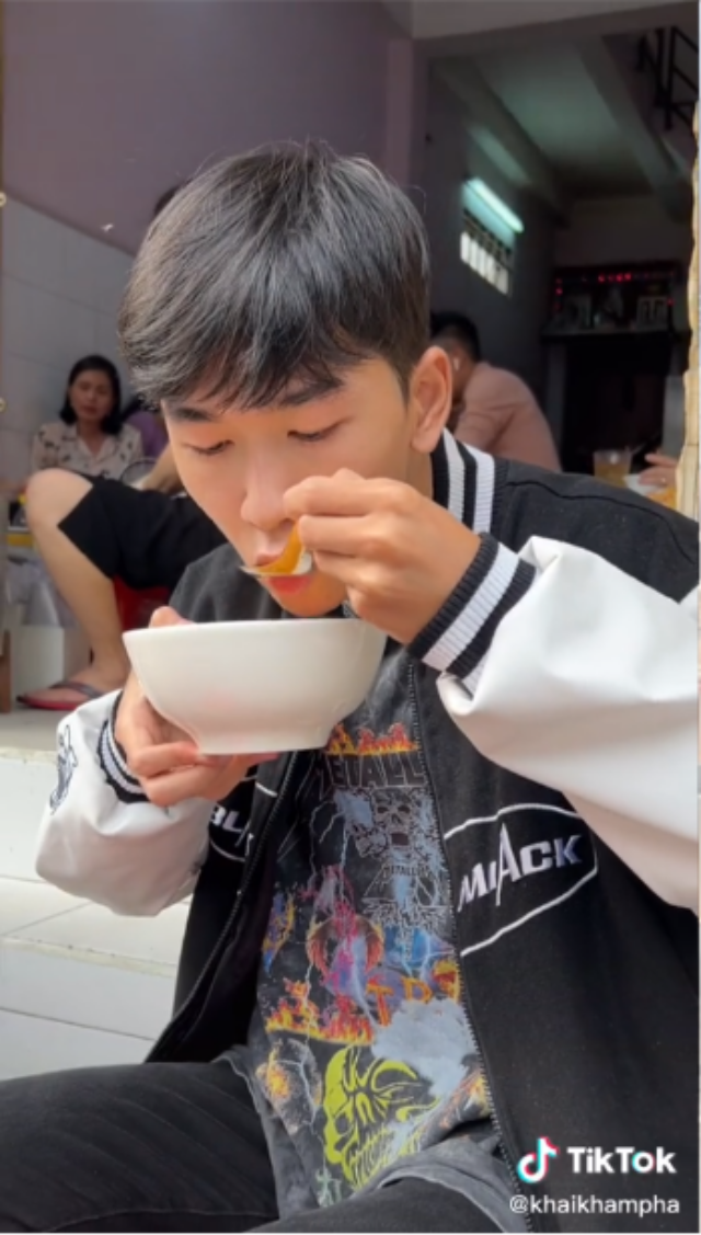 Ảnh chụp màn hình TikTok Khải Khám Phá. Ảnh chụp màn hình TikTok Khải Khám Phá.