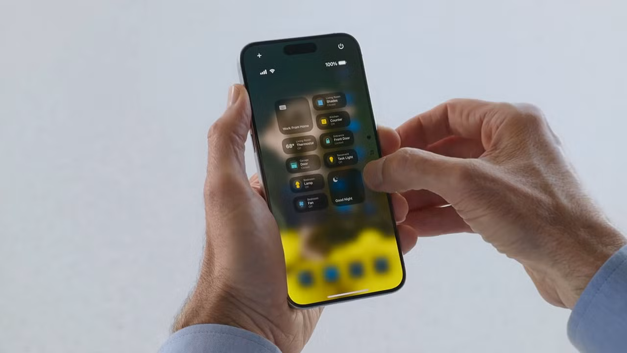 Control Center được làm mới và cho phép tạo nhiều trang khác nhau. Control Center được làm mới và cho phép tạo nhiều trang khác nhau.
