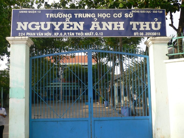 Trường THCS Nguyễn Ảnh Thủ - nơi xảy ra vụ việc. Trường THCS Nguyễn Ảnh Thủ - nơi xảy ra vụ việc.