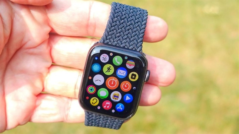 Hsieh hy vọng Apple Watch SE thế hệ 3 sẽ có cùng kích thước màn hình với Apple Watch Series 8. (Ảnh: Jugo Mobile) Hsieh hy vọng Apple Watch SE thế hệ 3 sẽ có cùng kích thước màn hình với Apple Watch Series 8. (Ảnh: Jugo Mobile)