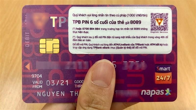 Ví dụ thẻ ATM gắn chip của ngân hàng TPBank sẽ có hướng dẫn kích hoạt qua tin nhắn được hướng dẫn cụ thể. Các ngân hàng khác bạn thực hiện theo đúng hướng dẫn từ ngân hàng mình đang sử dụng dịch vụ nhé. Ví dụ thẻ ATM gắn chip của ngân hàng TPBank sẽ có hướng dẫn kích hoạt qua tin nhắn được hướng dẫn cụ thể. Các ngân hàng khác bạn thực hiện theo đúng hướng dẫn từ ngân hàng mình đang sử dụng dịch vụ nhé.