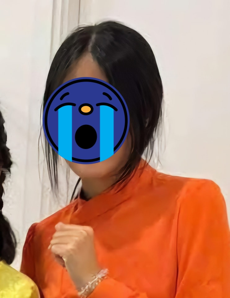 Cô gái xấu số này là một thành viên tích cực trong cộng đồng phiên dịch ngôn ngữ ký hiệu. Cô gái xấu số này là một thành viên tích cực trong cộng đồng phiên dịch ngôn ngữ ký hiệu.