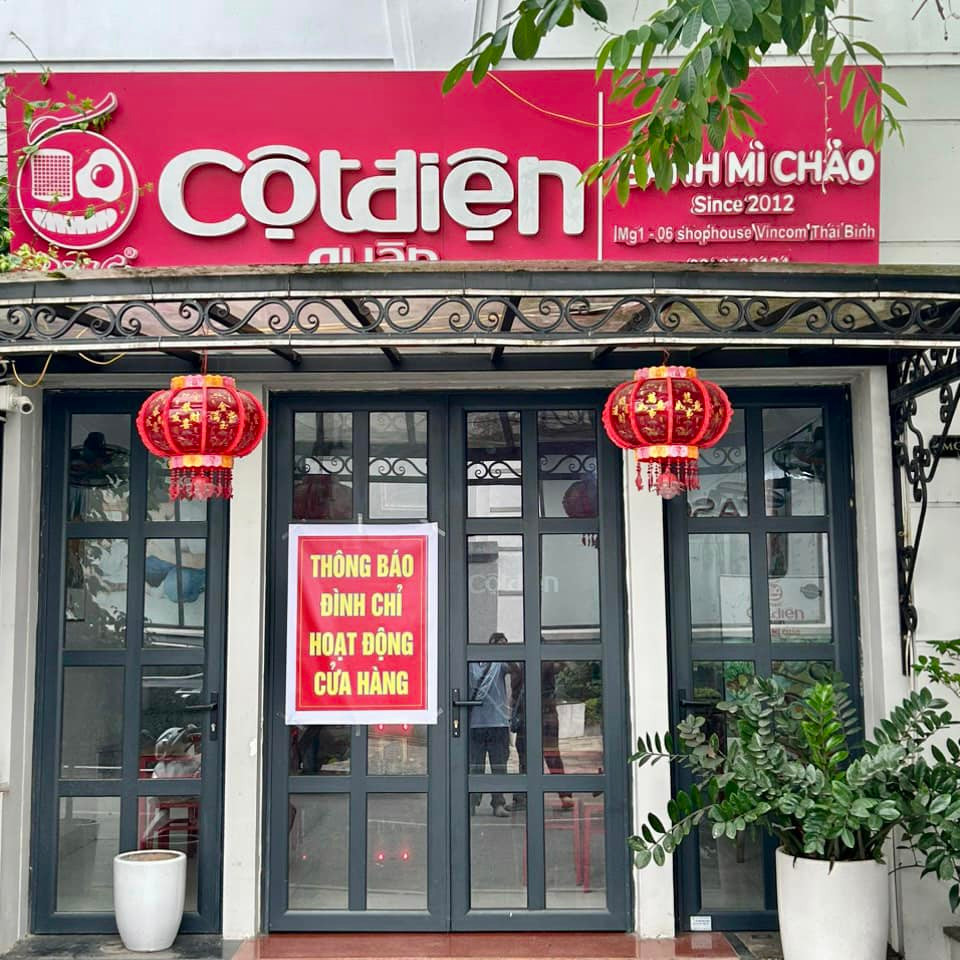 Quán Bánh mì chảo Cột Điện Quán cơ sở Thái Bình đã bị đình chỉ hoạt động vĩnh viễn. Quán Bánh mì chảo Cột Điện Quán cơ sở Thái Bình đã bị đình chỉ hoạt động vĩnh viễn.