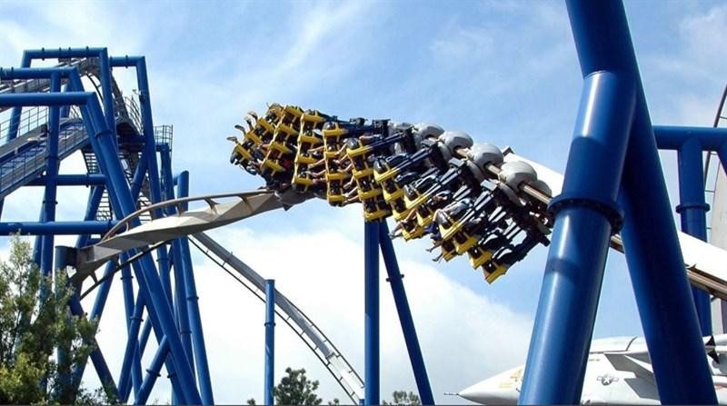 iPhone 14 hiểu nhầm sự cố khi người dùng chơi tàu lượn siêu tốc.