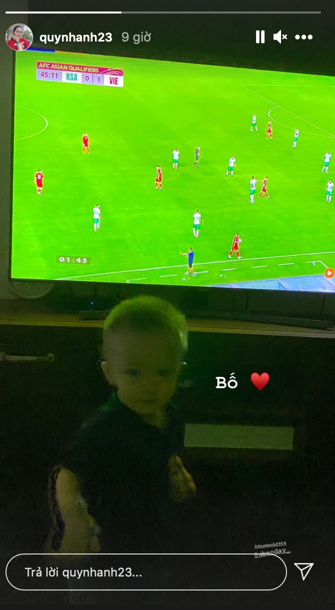 "Công chúa béo" Quỳnh Anh cũng đăng tải story với hình ảnh bé Ú và lời nhắn nhủ "Yêu bố". "Công chúa béo" Quỳnh Anh cũng đăng tải story với hình ảnh bé Ú và lời nhắn nhủ "Yêu bố".