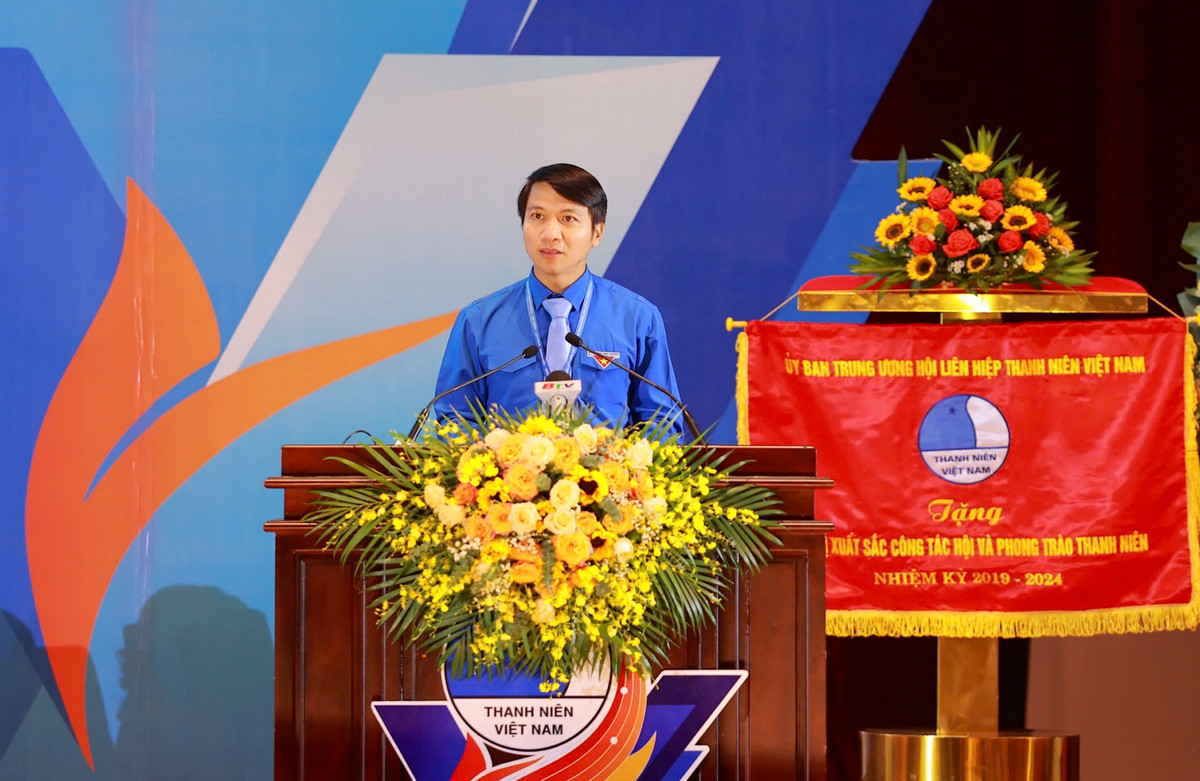 Anh Nguyễn Ngọc Lương - Bí thư Thường trực T.Ư Đoàn, Chủ tịch T.Ư Hội Liên hiệp thanh niên Việt Nam phát biểu chỉ đạo tại Đại hội.