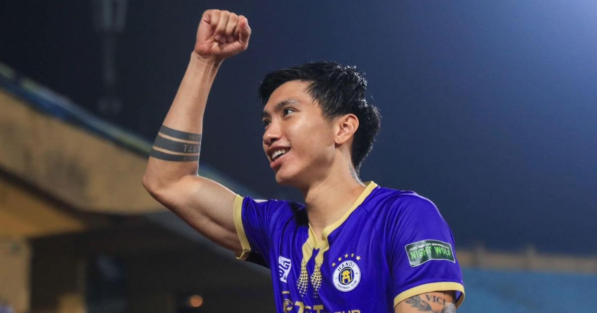 Hậu vệ quê Thái Bình chia tay đội bóng Thủ đô để chuyển sang khoác áo CLB Công an Hà Nội. Hậu vệ quê Thái Bình chia tay đội bóng Thủ đô để chuyển sang khoác áo CLB Công an Hà Nội.