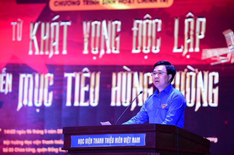 Đồng chí Bùi Hoàng Tùng phát biểu tại chương trình. Đồng chí Bùi Hoàng Tùng phát biểu tại chương trình.