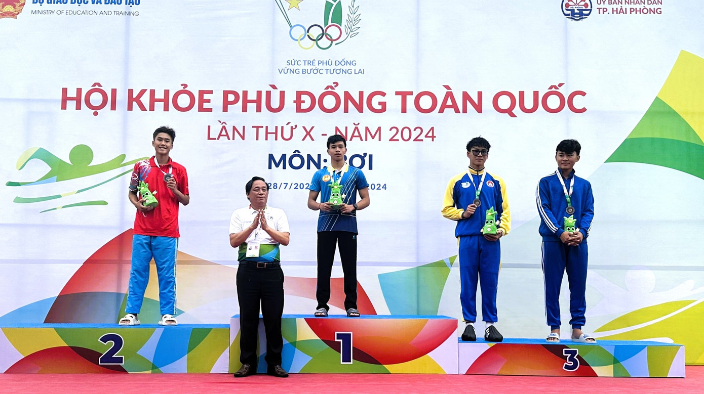 Nguyễn Anh Kiệt dành huy chương Bạc tại Hội khỏe Phù Đổng toàn quốc lần thứ X, 2024.