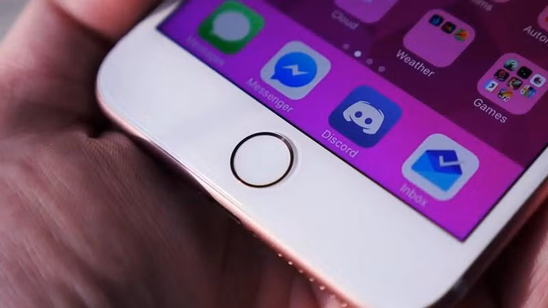 Nút Home cảm ứng lực trên iPhone 7. (Ảnh: CNET)