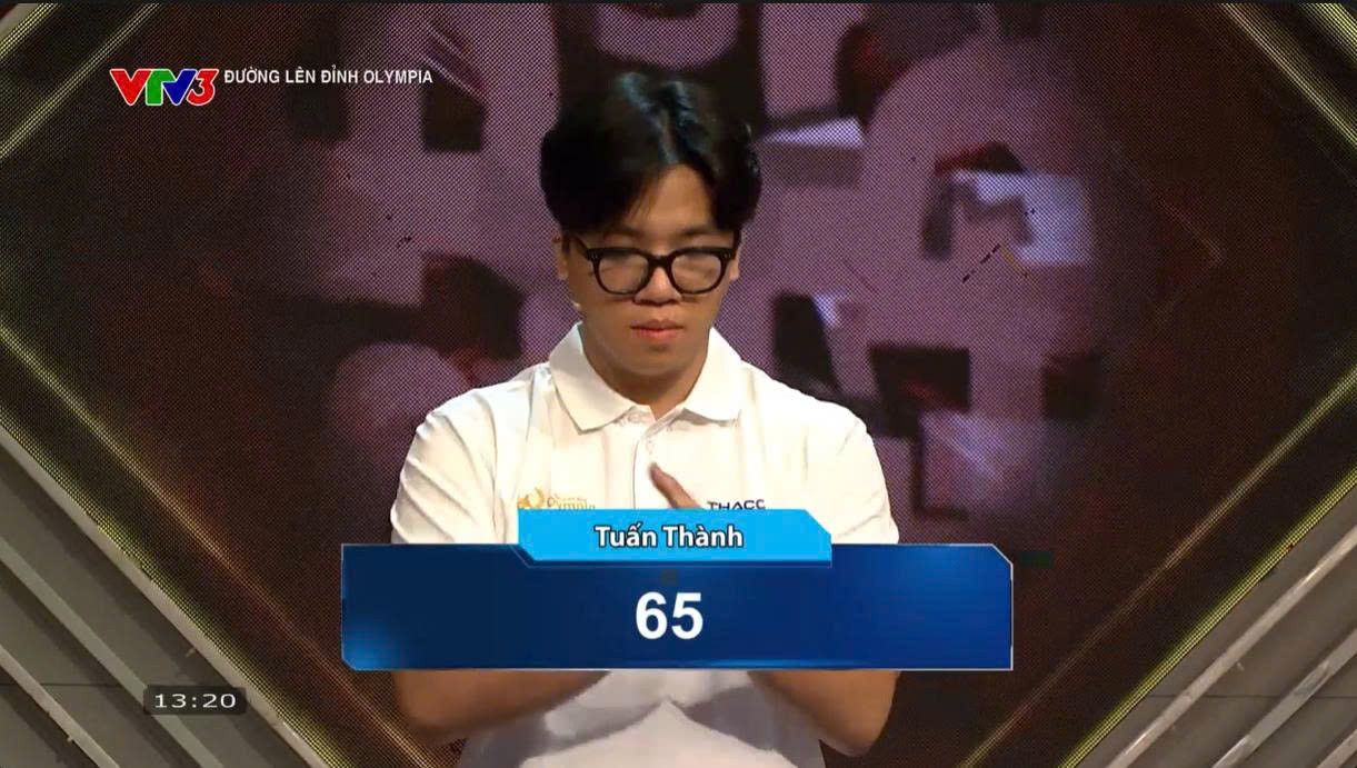 Phạm Tuấn Thành (đến từ THPT Liên Hà, huyện Đông Anh, Hà Nội) giành vé vào vòng thi Quý 3 Đường Lên Đỉnh Olympia. Phạm Tuấn Thành (đến từ THPT Liên Hà, huyện Đông Anh, Hà Nội) giành vé vào vòng thi Quý 3 Đường Lên Đỉnh Olympia.