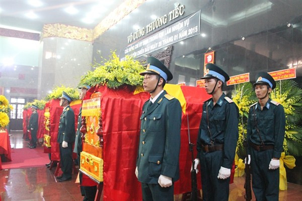 Đau xót tiễn đưa 4 quân nhân hy sinh trong vụ rơi trực thăng ảnh 4