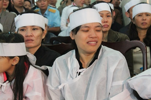 Đau xót tiễn đưa 4 quân nhân hy sinh trong vụ rơi trực thăng ảnh 5