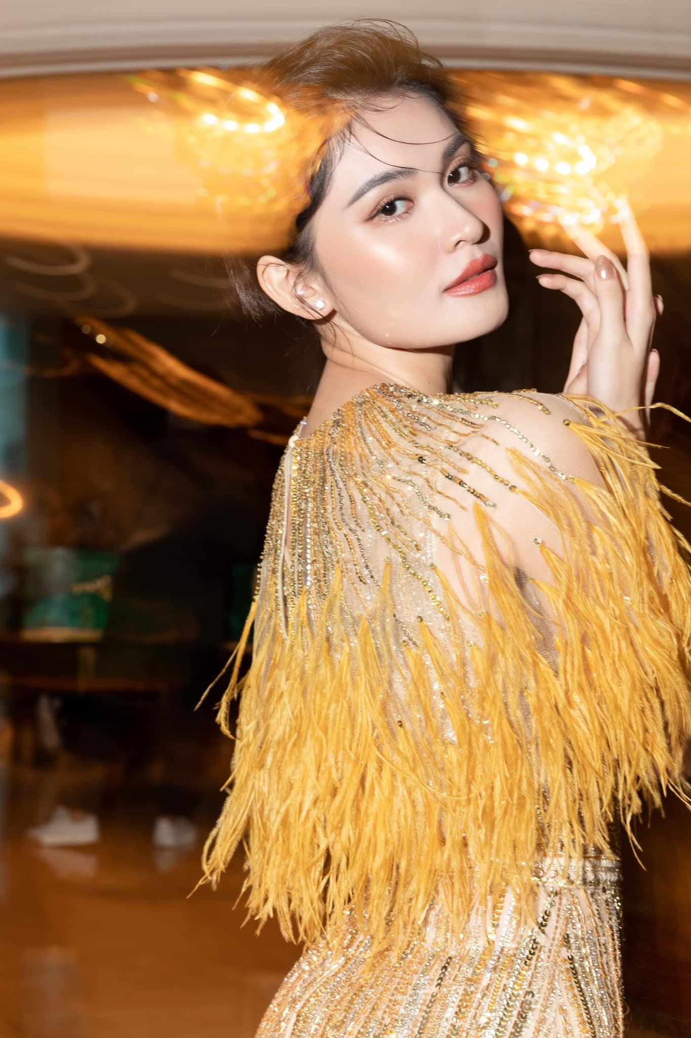 Nhan sắc ngày càng xinh đẹp và kiêu sa của Thuỳ Dung sau 6 năm giành ngôi vị Á hậu nhận được sự khen ngợi từ các fans. Nhan sắc ngày càng xinh đẹp và kiêu sa của Thuỳ Dung sau 6 năm giành ngôi vị Á hậu nhận được sự khen ngợi từ các fans.