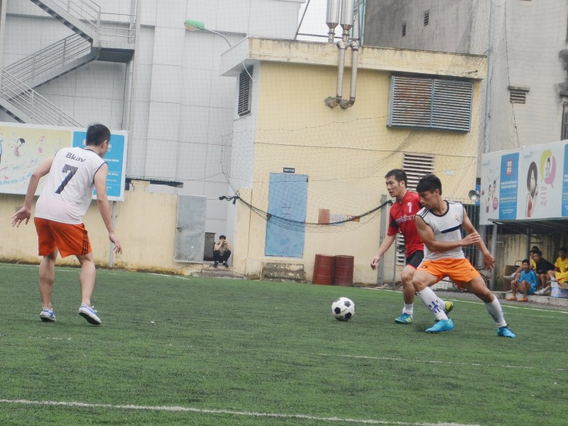 Hôm nay đã có một cơn mưa bàn thắng xảy ra trong hai trận đấu