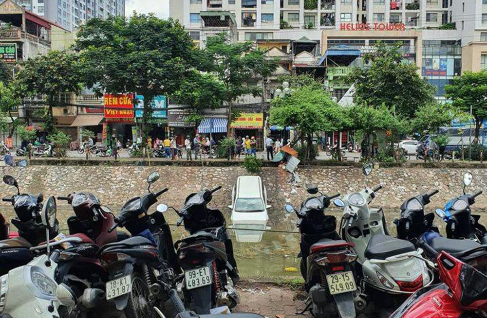 Hình ảnh được người dân chụp lại đăng tải lên mạng xã hội.