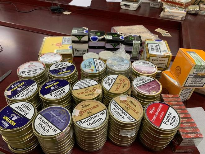 Số lượng lớn thuốc lá bị thu giữ. Ảnh: ANTĐ Số lượng lớn thuốc lá bị thu giữ. Ảnh: ANTĐ