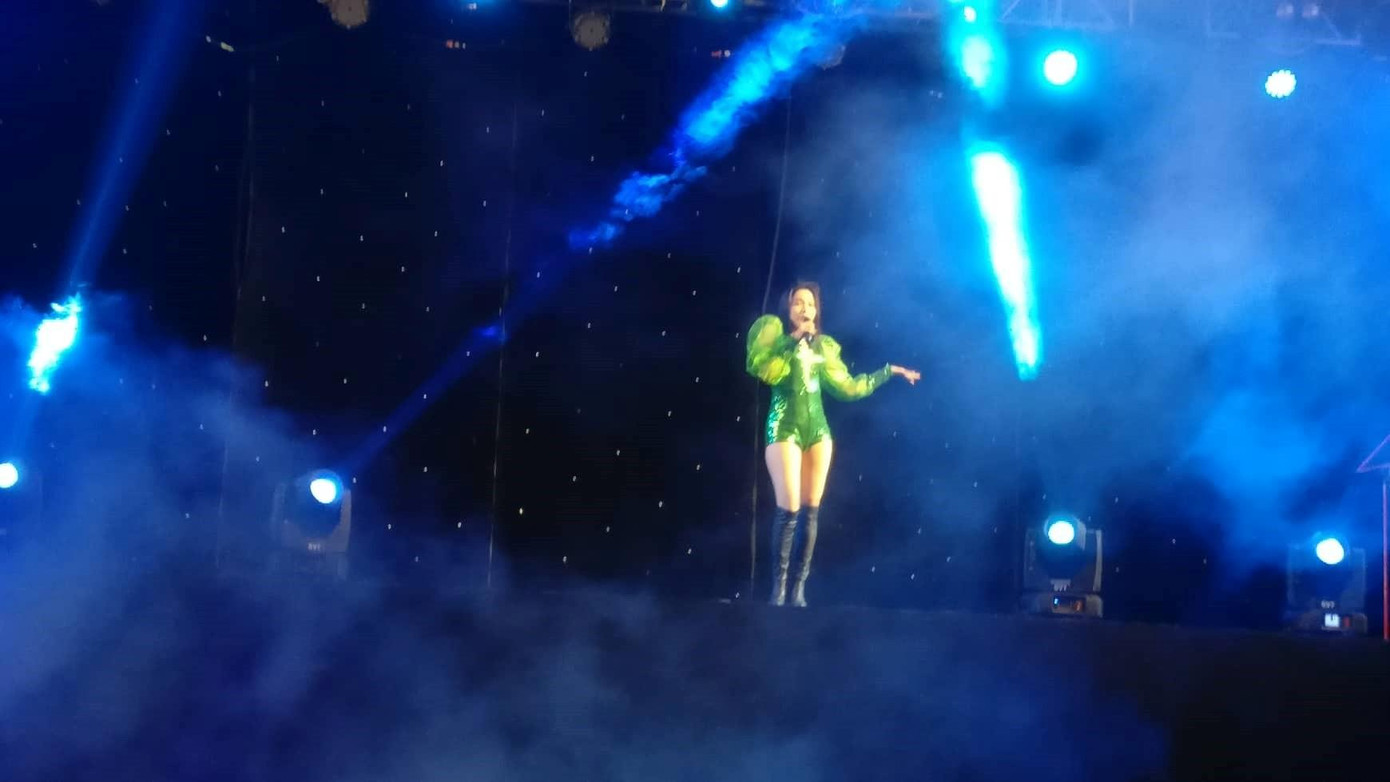 Và các tiết mục ca nhạc - ảnh Kim Ngân Và các tiết mục ca nhạc - ảnh Kim Ngân