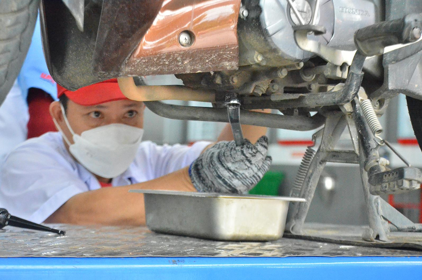 Tính đến đầu năm 2020, số lượng phương tiện cá nhân trên địa bàn thành phố Đà Nẵng đã tăng 20,72% so với năm 2016. Ảnh Thái Lâm