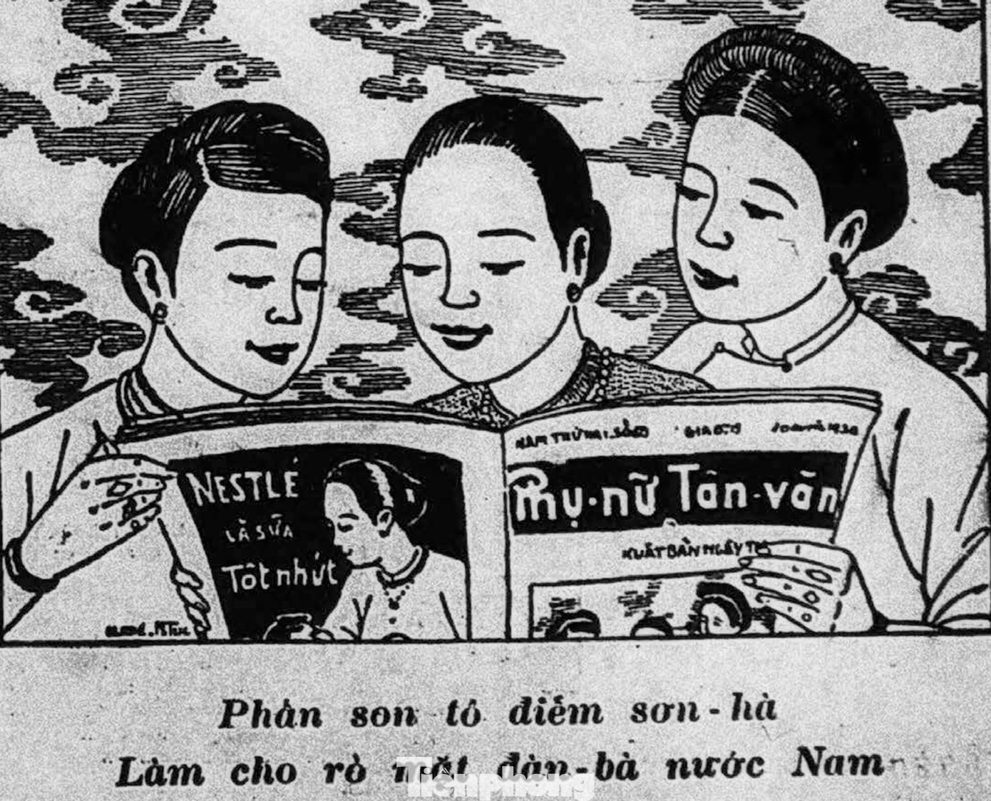 Hai câu thơ trên bìa báo Phụ Nữ Tân văn. Ảnh: Văn Chương.