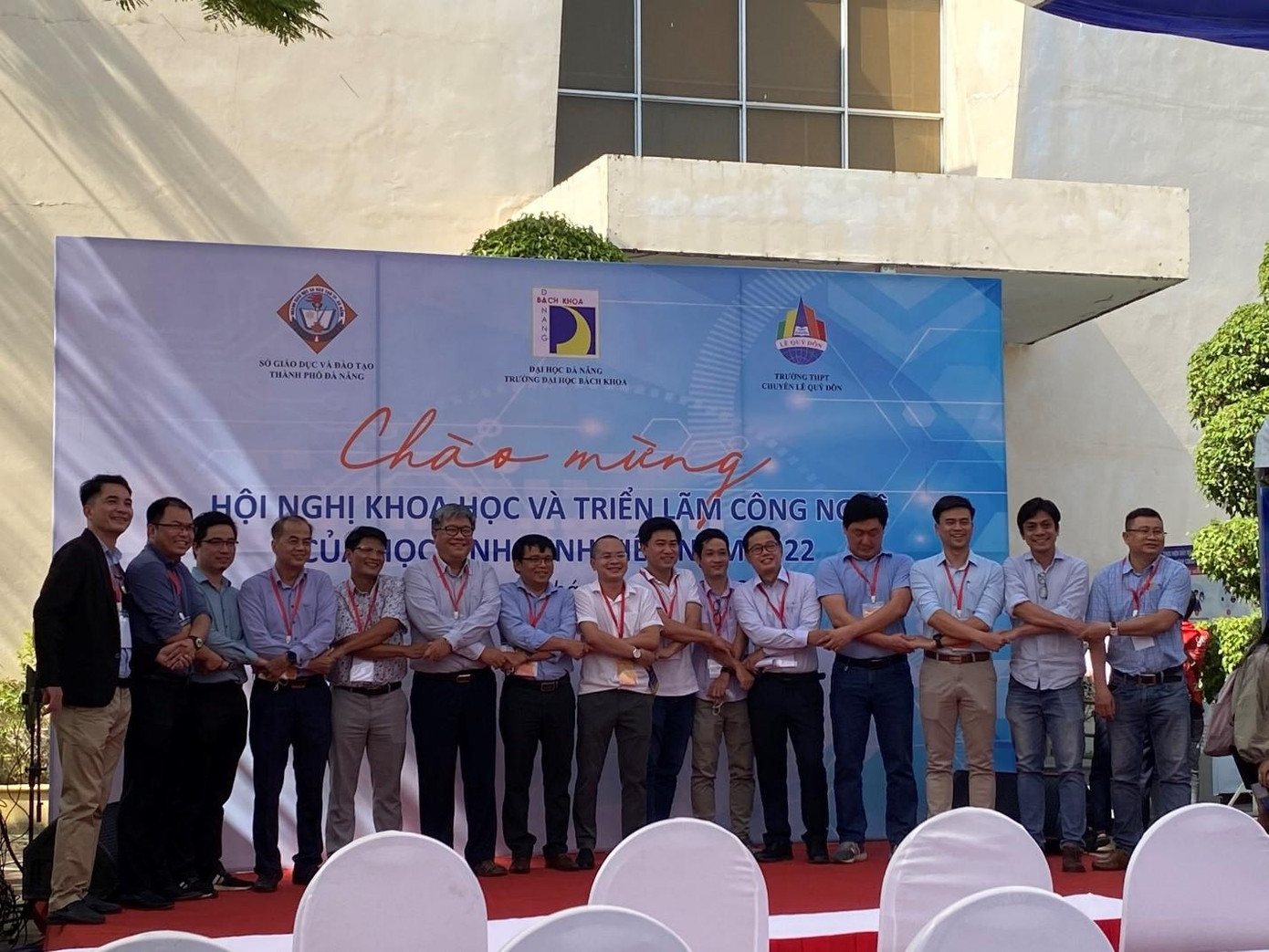 Hội nghị Khoa học và Triển lãm sản phẩm Công nghệ của Học sinh, Sinh viên Đà Nẵng- 2022 diễn ra vào 14h chiều nay (12/3) tại Trường THPT chuyên Lê Quý Đôn (Đà Nẵng) - Ảnh: Hoài Nguyễn