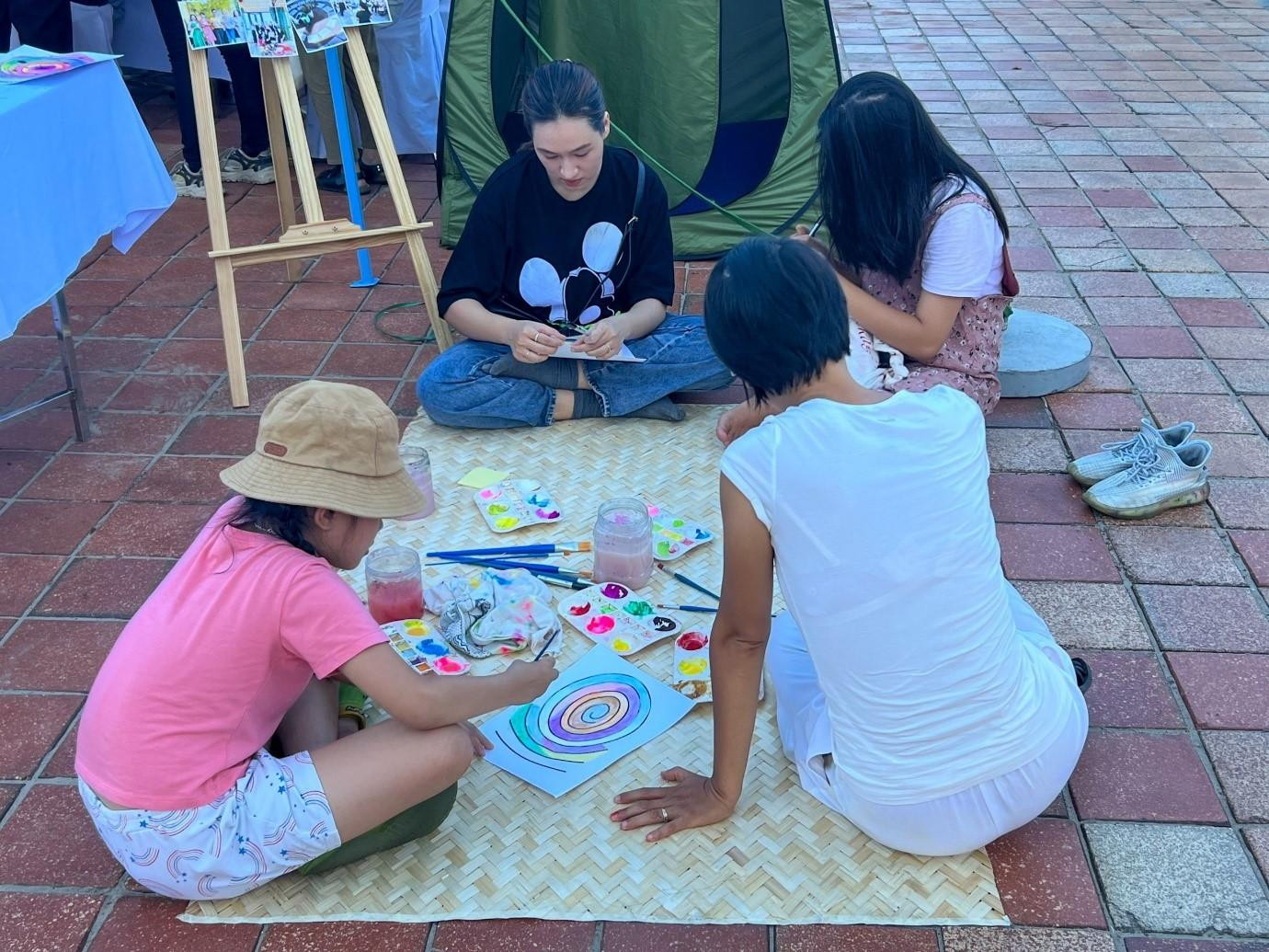 Nhiều hoạt động giao lưu khác diễn ra tại chương trình mang đến những trải nghiệm mới lạ với khán giả Đà Nẵng - Ảnh: Thuỳ Nhi