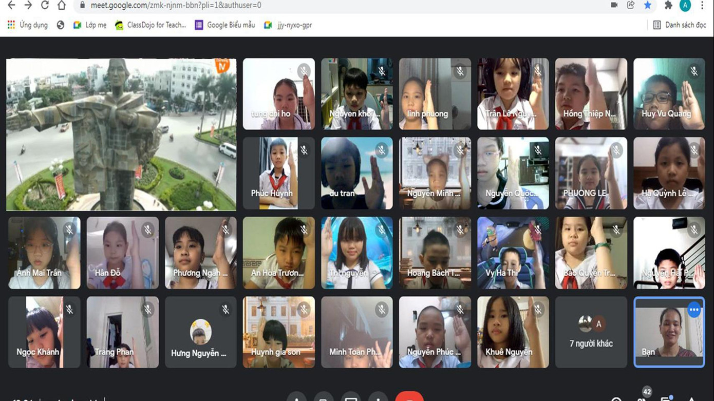 Chi đoàn trường Huỳnh Ngọc Huệ tổ chức truyền đạt cho các em về truyền thống yêu nước lồng ghép vào các tiết học online (ảnh chi đoàn Huỳnh Ngọc Huệ) Chi đoàn trường Huỳnh Ngọc Huệ tổ chức truyền đạt cho các em về truyền thống yêu nước lồng ghép vào các tiết học online (ảnh chi đoàn Huỳnh Ngọc Huệ)