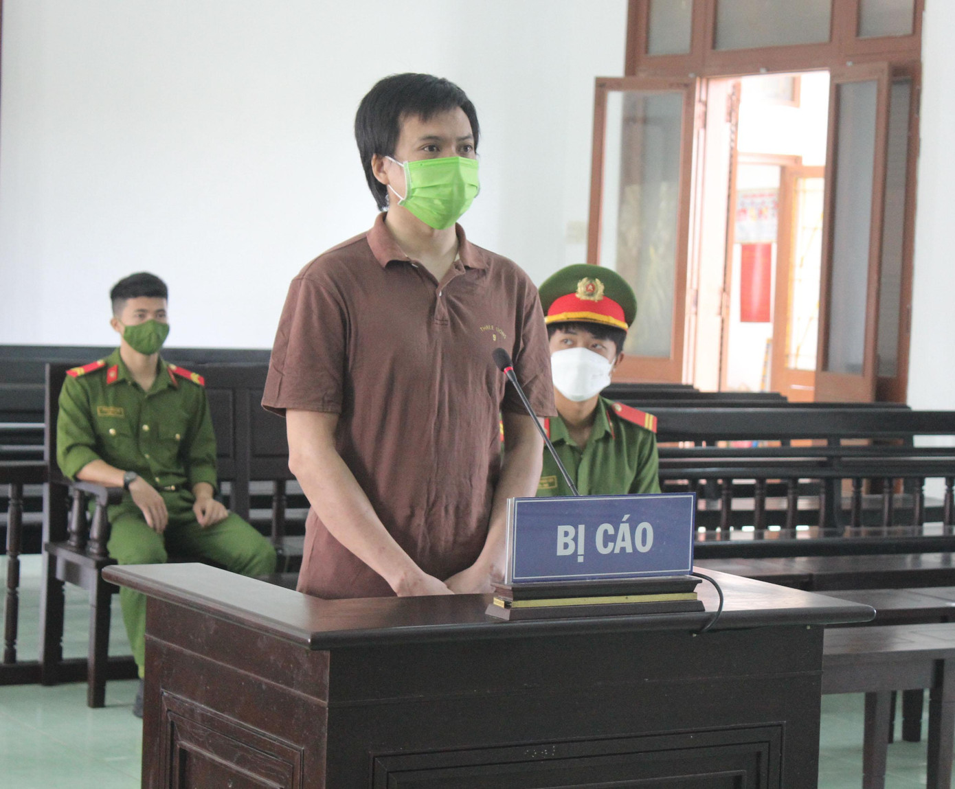 Bị cáo Phạm Duy Anh nghe tòa tuyên án - ảnh Huyền Oanh Bị cáo Phạm Duy Anh nghe tòa tuyên án - ảnh Huyền Oanh