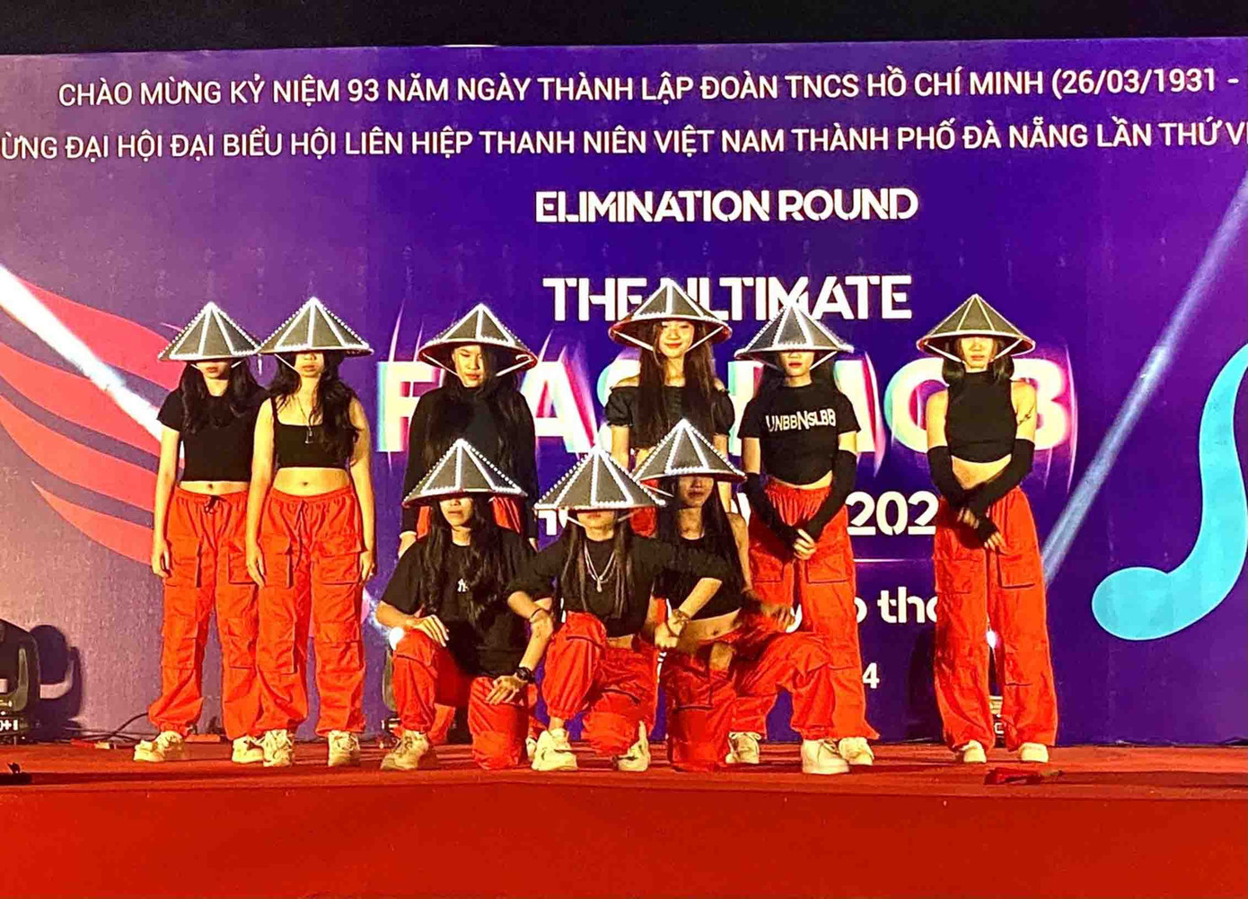 Tiết mục dự thi của Trường THPT FPT. Ảnh: Yến Nhi Tiết mục dự thi của Trường THPT FPT. Ảnh: Yến Nhi