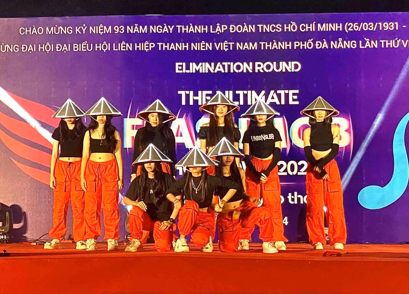 Tiết mục dự thi của Trường THPT FPT. Ảnh: Yến Nhi Tiết mục dự thi của Trường THPT FPT. Ảnh: Yến Nhi
