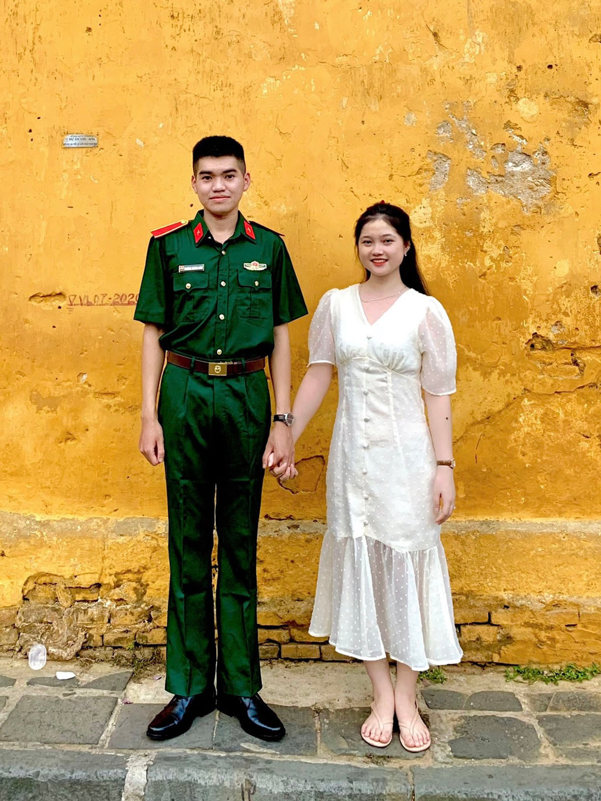 Đôi tình nhân Hoài Phương – Thành Luân kỷ niệm lần hiếm hoi gặp nhau. - Ảnh: NVCC